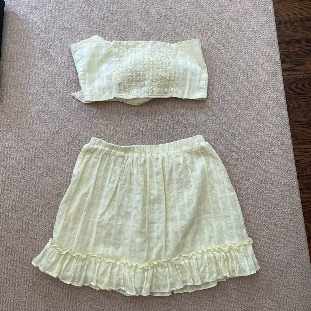 Superdown Light Yellow Two Piece Set - image 5